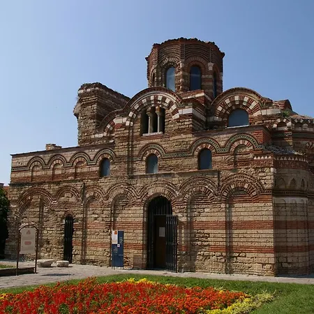 Visit Holiday Apartman Napospart